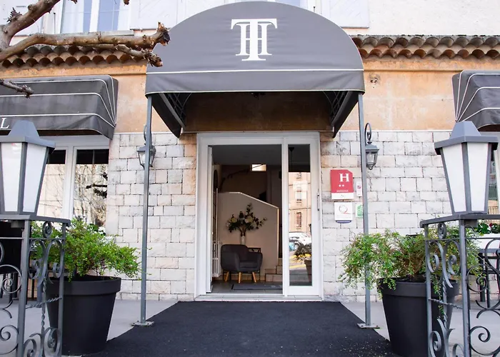 Hôtel avec vue: Hôtel Le Tivoli